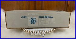 NIB Vintage Pyrex White withTurquoise Snowflake Divided Casserole withLid (1.5 QT)