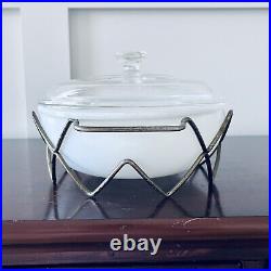 Pyrex Zig Zag Cradle with 023 Casserole and Lid