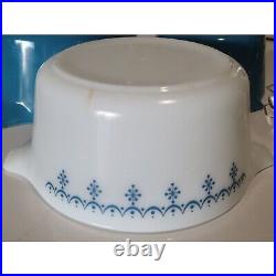 Vintage Pyrex Snowflake Garland Blue White Casserole Dish 473 474 475 Glass Lid