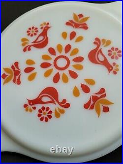 Vtg Pyrex Friendship 475-B Red Birds 2.5 Quart Qt Casserole Dish With Lid White